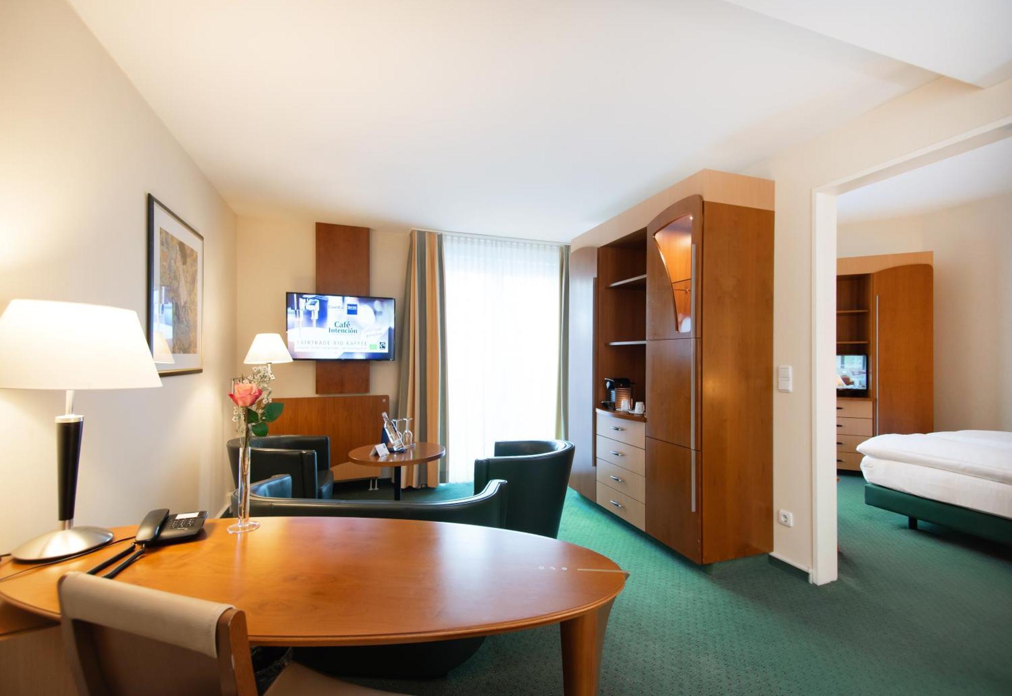 Dorint Charlottenhof Halle Hotel