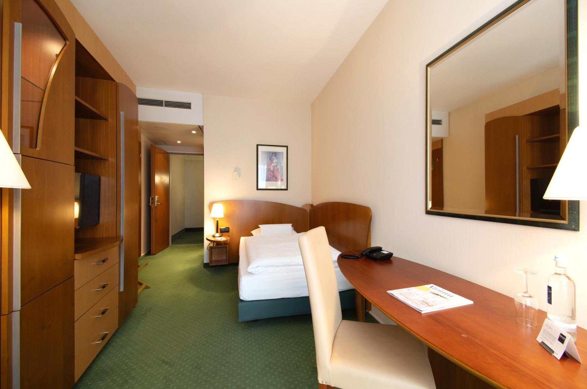 Hotel Dorint Charlottenhof Halle