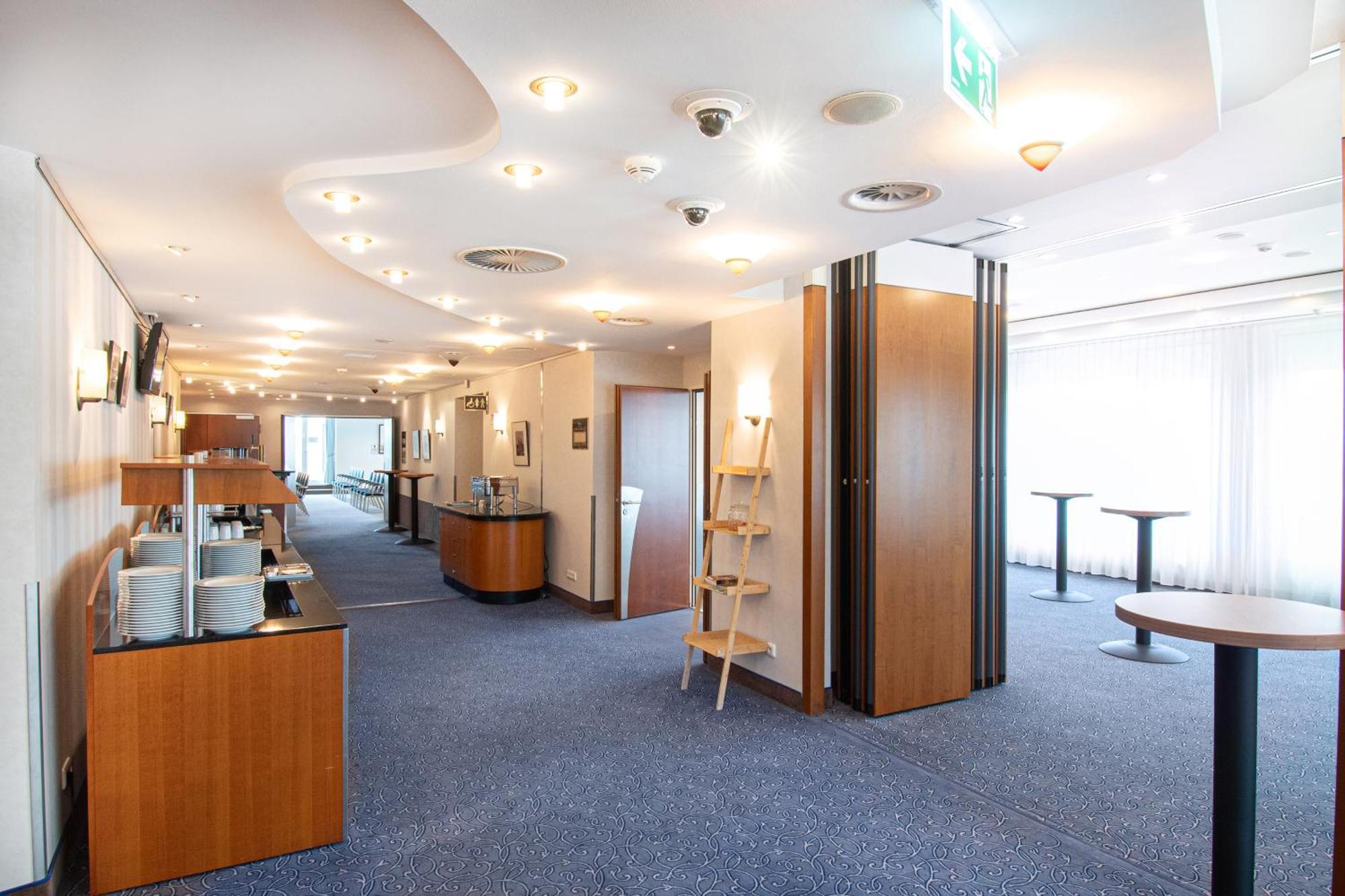 Dorint Charlottenhof Halle Hotel