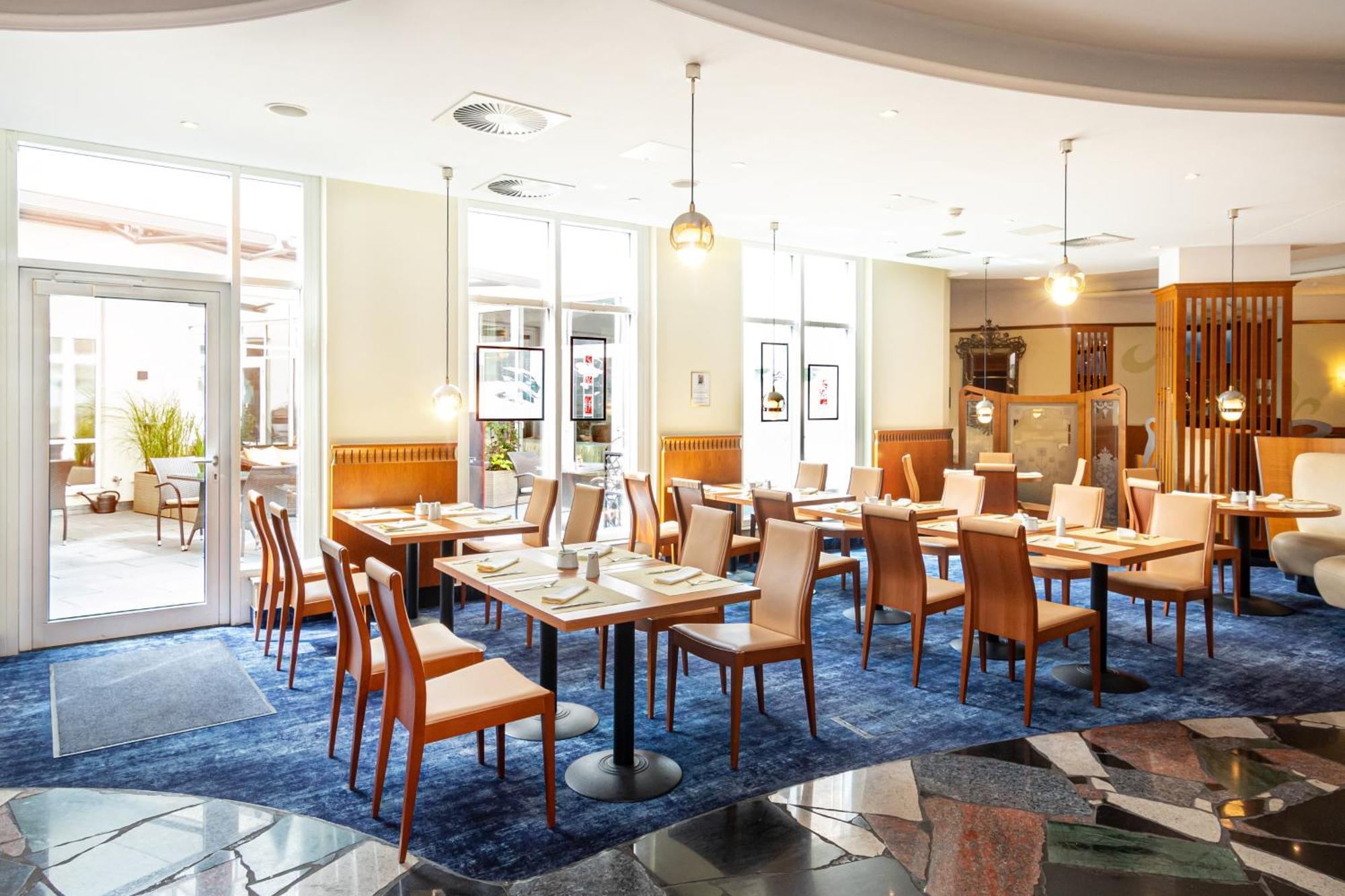 Hotel Dorint Charlottenhof Halle