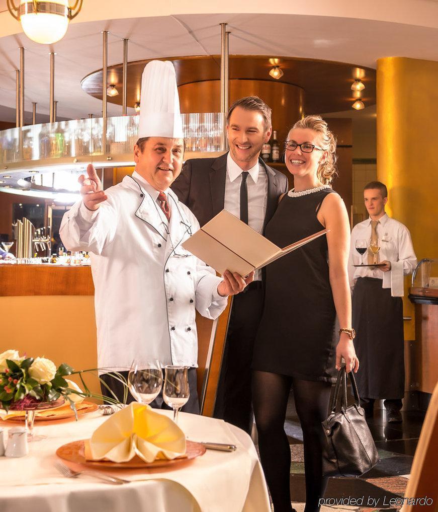 Hotel Dorint Charlottenhof Halle 4*