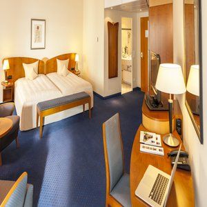 Dorint Charlottenhof Halle Hotel 4*